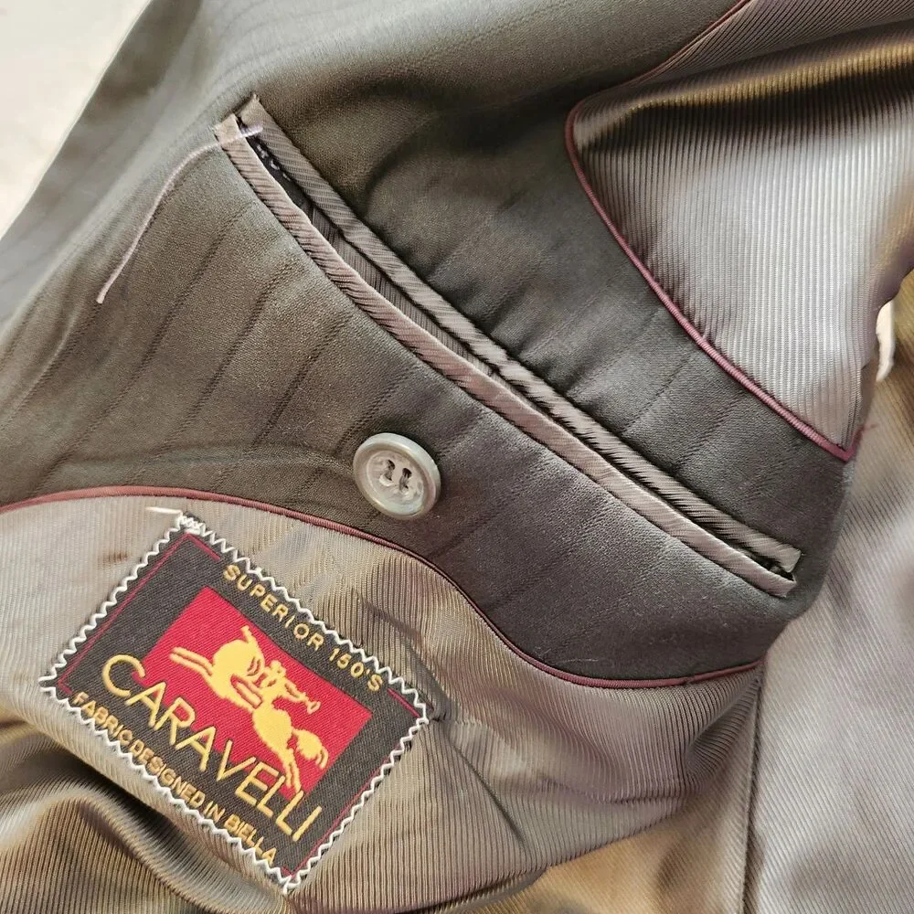 Caravelli Men's Super 150s Dark Gray Pinstripe 2 Pc Suit Jacket 40L Pants 40x32